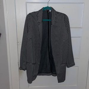 H&M - Divided Houndstooth Blazer